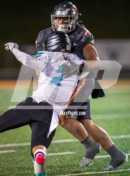 Thumbnail 2 in Skyridge vs. Farmington photogallery.