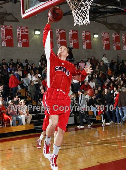 Thumbnail 1 in Chaparral @ Regis Jesuit photogallery.