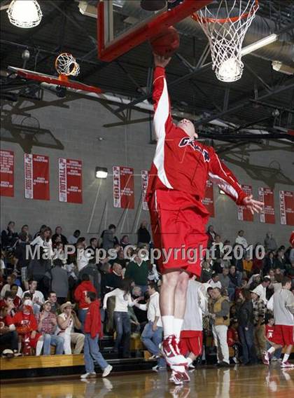 Thumbnail 1 in Chaparral @ Regis Jesuit photogallery.