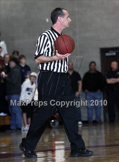 Thumbnail 1 in Chaparral @ Regis Jesuit photogallery.