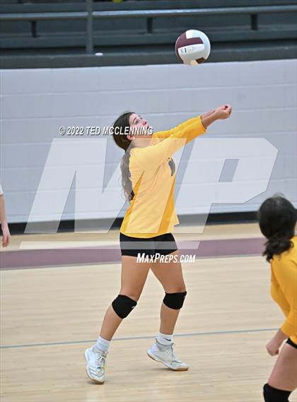 Thumbnail 3 in Mayflower @ Perryville photogallery.