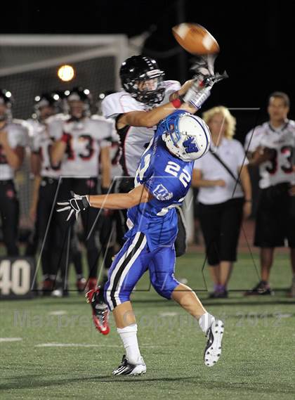 Thumbnail 3 in Stevens Point @ Oshkosh West photogallery.