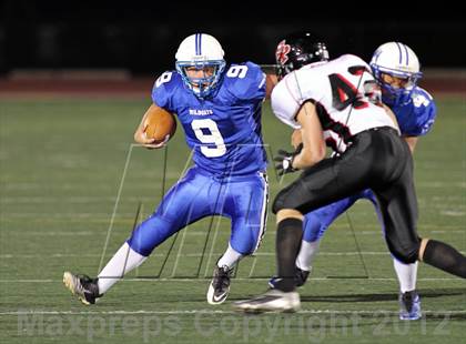 Thumbnail 3 in Stevens Point @ Oshkosh West photogallery.