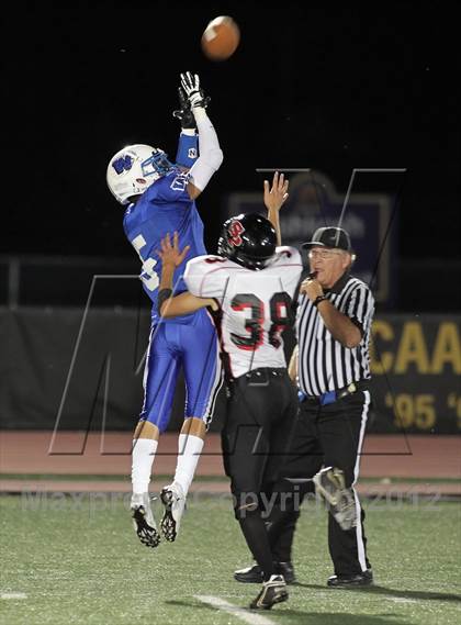 Thumbnail 1 in Stevens Point @ Oshkosh West photogallery.
