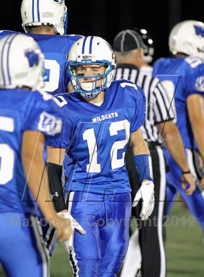 Thumbnail 2 in Stevens Point @ Oshkosh West photogallery.