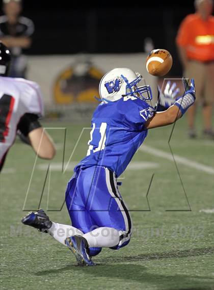 Thumbnail 3 in Stevens Point @ Oshkosh West photogallery.