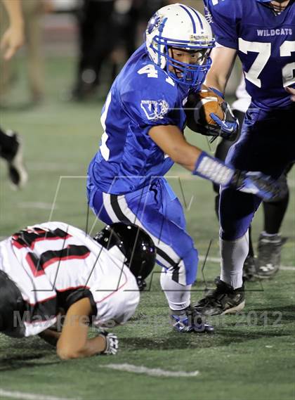Thumbnail 2 in Stevens Point @ Oshkosh West photogallery.