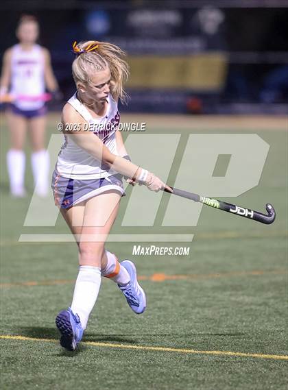 Thumbnail 2 in Manhasset vs. Garden City (Nassau Class B Final) photogallery.