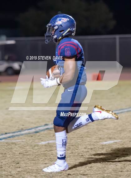 Thumbnail 2 in Mountain Ridge vs Perry photogallery.