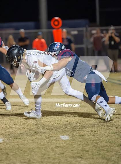 Thumbnail 3 in Mountain Ridge vs Perry photogallery.