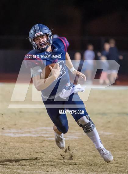 Thumbnail 3 in Mountain Ridge vs Perry photogallery.