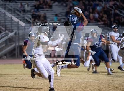 Thumbnail 3 in Mountain Ridge vs Perry photogallery.