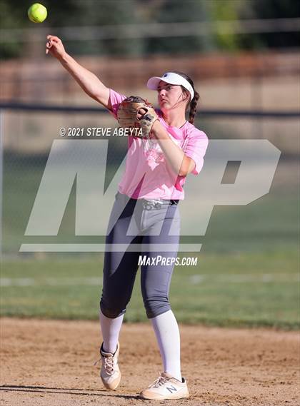 Thumbnail 2 in Smoky Hill @ Grandview photogallery.