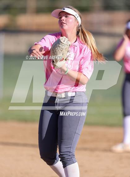 Thumbnail 1 in Smoky Hill @ Grandview photogallery.
