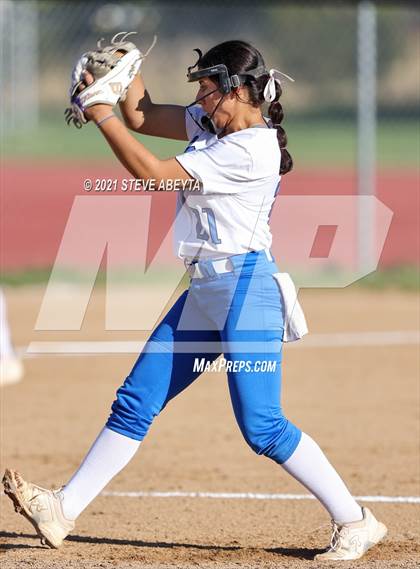Thumbnail 1 in Smoky Hill @ Grandview photogallery.