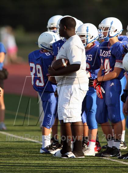 Thumbnail 2 in Leander vs. Vandegrift photogallery.