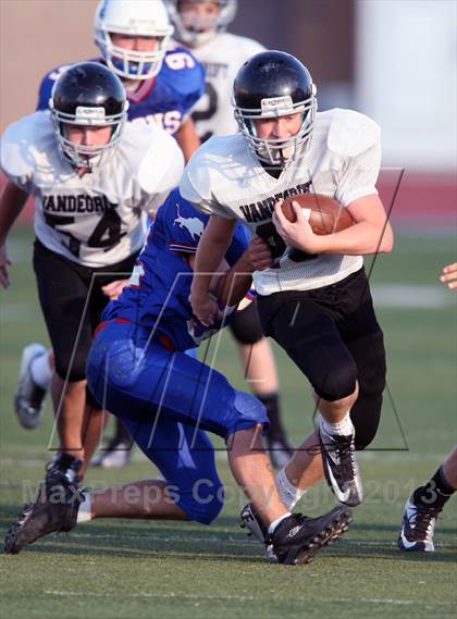Thumbnail 3 in Leander vs. Vandegrift photogallery.