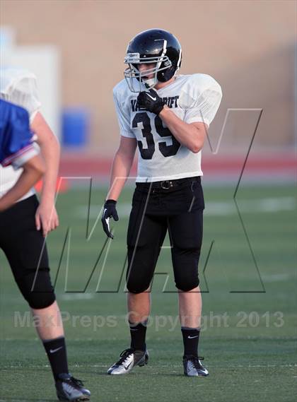 Thumbnail 3 in Leander vs. Vandegrift photogallery.