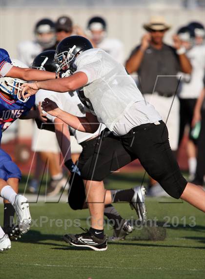 Thumbnail 1 in Leander vs. Vandegrift photogallery.