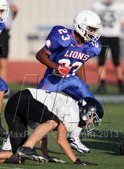 Thumbnail 2 in Leander vs. Vandegrift photogallery.