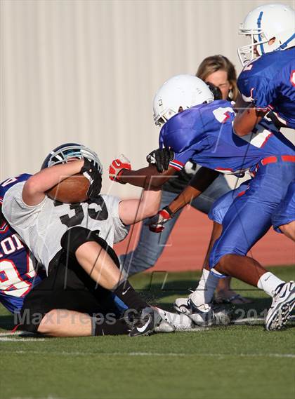 Thumbnail 3 in Leander vs. Vandegrift photogallery.