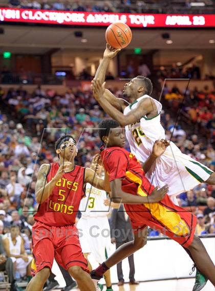 Thumbnail 1 in Yates vs. Madison (UIL 3A Final) photogallery.