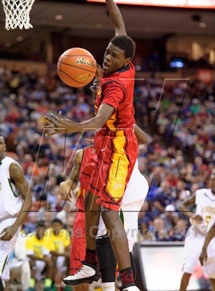 Thumbnail 2 in Yates vs. Madison (UIL 3A Final) photogallery.