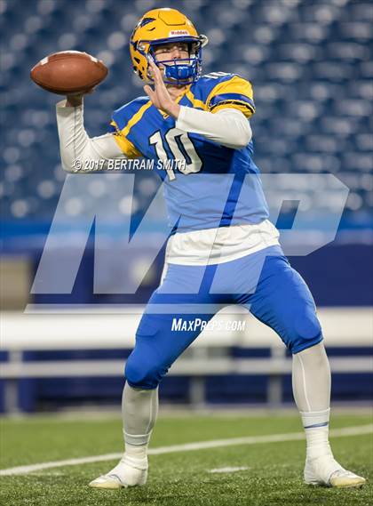 Thumbnail 2 in South Park vs. West Seneca West (Section 6 Class B Final) photogallery.
