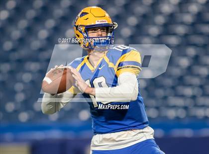 Thumbnail 1 in South Park vs. West Seneca West (Section 6 Class B Final) photogallery.