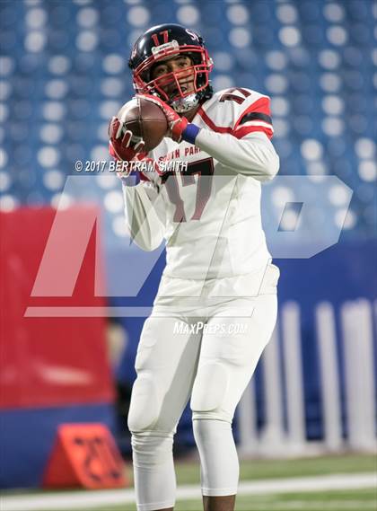 Thumbnail 1 in South Park vs. West Seneca West (Section 6 Class B Final) photogallery.