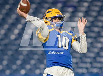 Thumbnail 1 in South Park vs. West Seneca West (Section 6 Class B Final) photogallery.