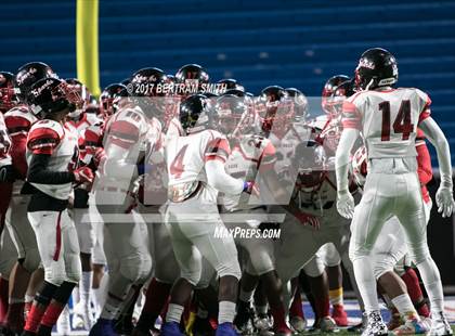 Thumbnail 1 in South Park vs. West Seneca West (Section 6 Class B Final) photogallery.