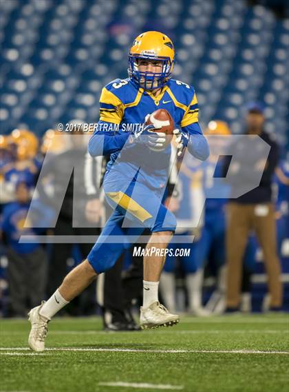 Thumbnail 2 in South Park vs. West Seneca West (Section 6 Class B Final) photogallery.