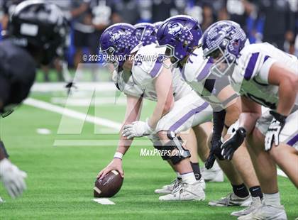 Thumbnail 2 in Boerne vs. Randle (UIL 5A D2 Football Semifinal) photogallery.