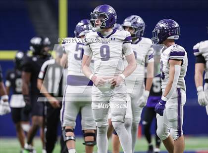 Thumbnail 3 in Boerne vs. Randle (UIL 5A D2 Football Semifinal) photogallery.