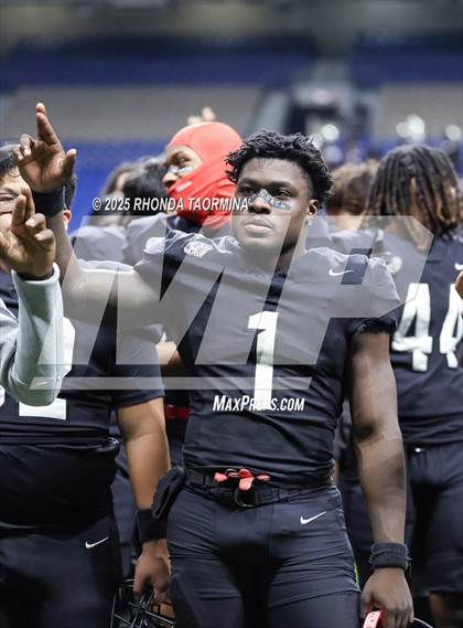 Thumbnail 1 in Boerne vs. Randle (UIL 5A D2 Football Semifinal) photogallery.