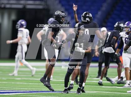 Thumbnail 1 in Boerne vs. Randle (UIL 5A D2 Football Semifinal) photogallery.
