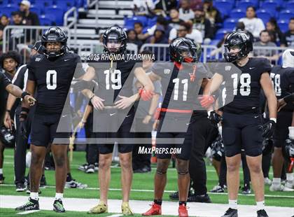 Thumbnail 3 in Boerne vs. Randle (UIL 5A D2 Football Semifinal) photogallery.