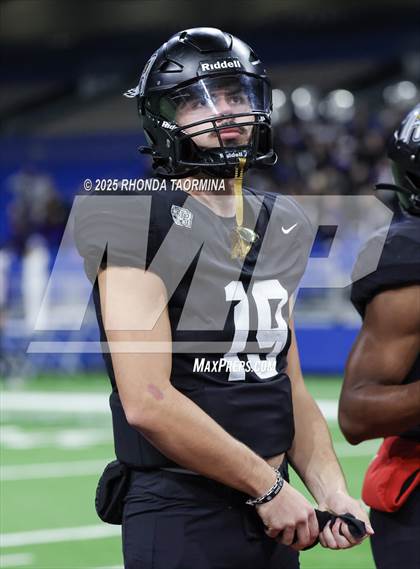 Thumbnail 1 in Boerne vs. Randle (UIL 5A D2 Football Semifinal) photogallery.