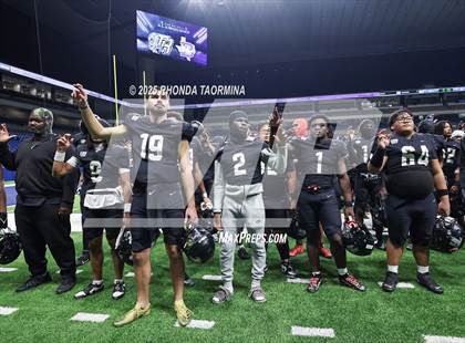 Thumbnail 2 in Boerne vs. Randle (UIL 5A D2 Football Semifinal) photogallery.