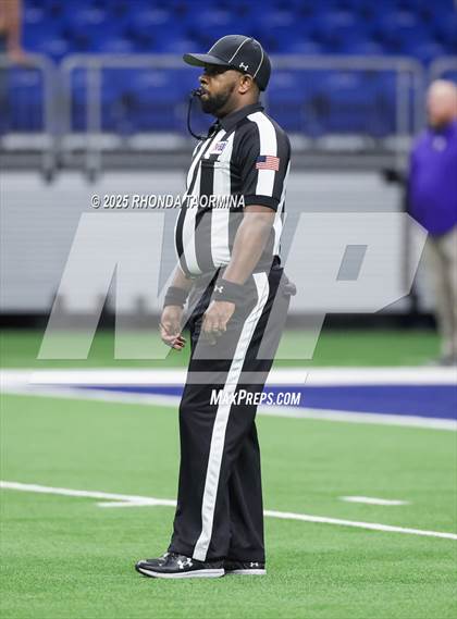 Thumbnail 1 in Boerne vs. Randle (UIL 5A D2 Football Semifinal) photogallery.