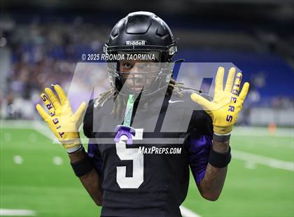 Thumbnail 3 in Boerne vs. Randle (UIL 5A D2 Football Semifinal) photogallery.