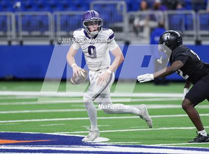 Thumbnail 3 in Boerne vs. Randle (UIL 5A D2 Football Semifinal) photogallery.