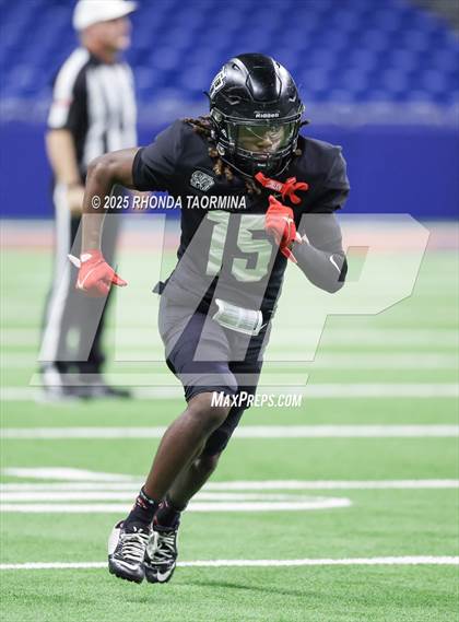 Thumbnail 1 in Boerne vs. Randle (UIL 5A D2 Football Semifinal) photogallery.