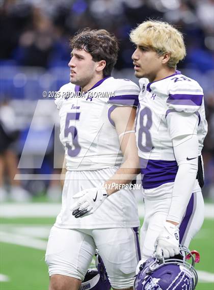 Thumbnail 3 in Boerne vs. Randle (UIL 5A D2 Football Semifinal) photogallery.