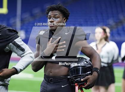 Thumbnail 2 in Boerne vs. Randle (UIL 5A D2 Football Semifinal) photogallery.