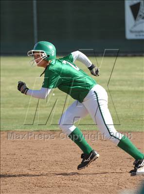 Thumbnail 2 in Moorpark @ Thousand Oaks photogallery.