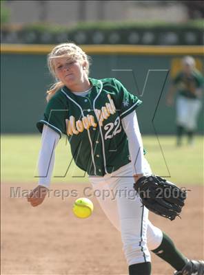 Thumbnail 1 in Moorpark @ Thousand Oaks photogallery.