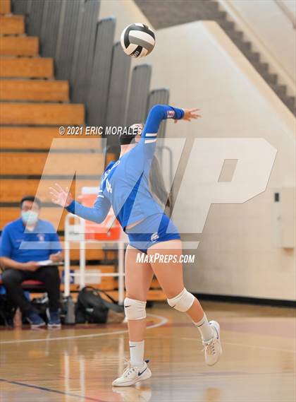 Thumbnail 2 in Kearny vs Central (CIF SDS D5 FINAL) photogallery.