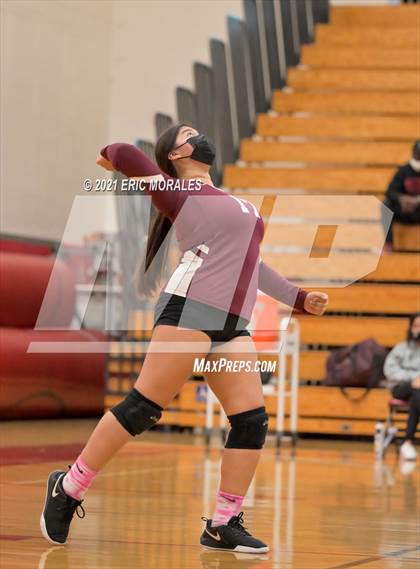 Thumbnail 2 in Kearny vs Central (CIF SDS D5 FINAL) photogallery.